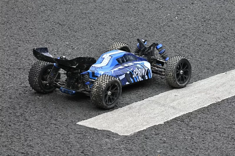 10スケール4WDオフロード電気RCバギー2.4Gブラシレス高速RTR # RH1068