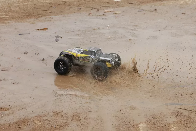 10スケール4WDオフロード電気RCトラック2.4Gブラシレス高速RTR # RH1072
