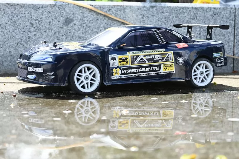 10スケール4WDオンロード電気RCドリフト2.4Gブラッシング高速 # RH1025D