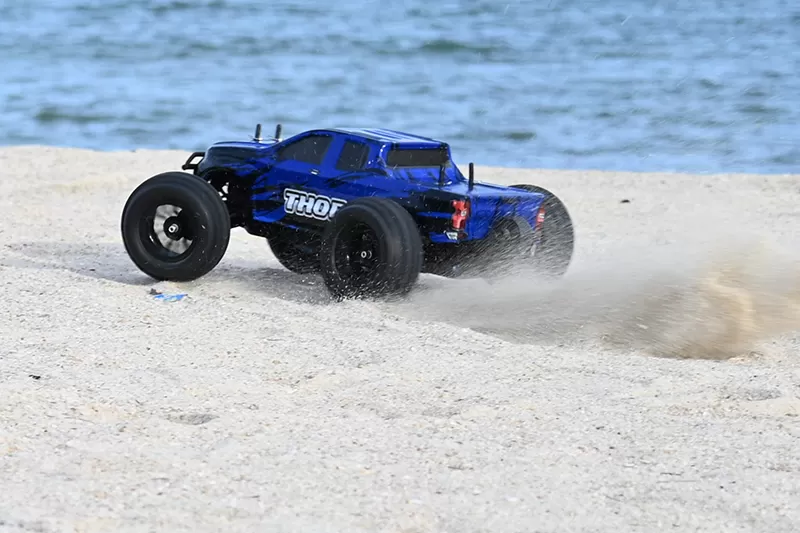 10スケール4WDオフロードニトロRC Truggy 2.4Gエンジン高速 # RH1002